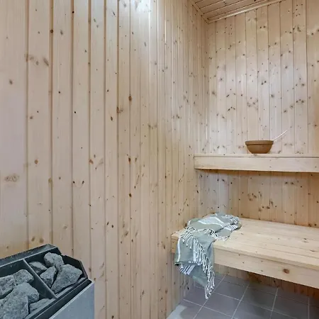 Stunning In With Sauna Ferienhaus
