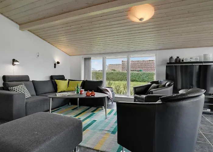 Stunning In With Sauna Feriehus Bogense