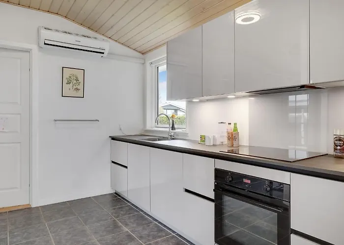 Stunning In With Sauna Bogense