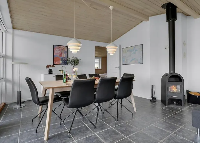 Stunning In With Sauna * Bogense